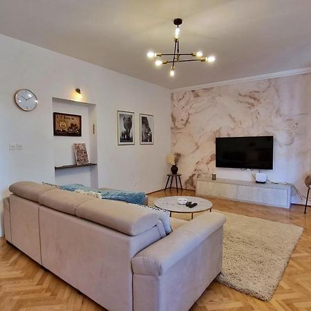 Apartment Hana Omiš Buitenkant foto