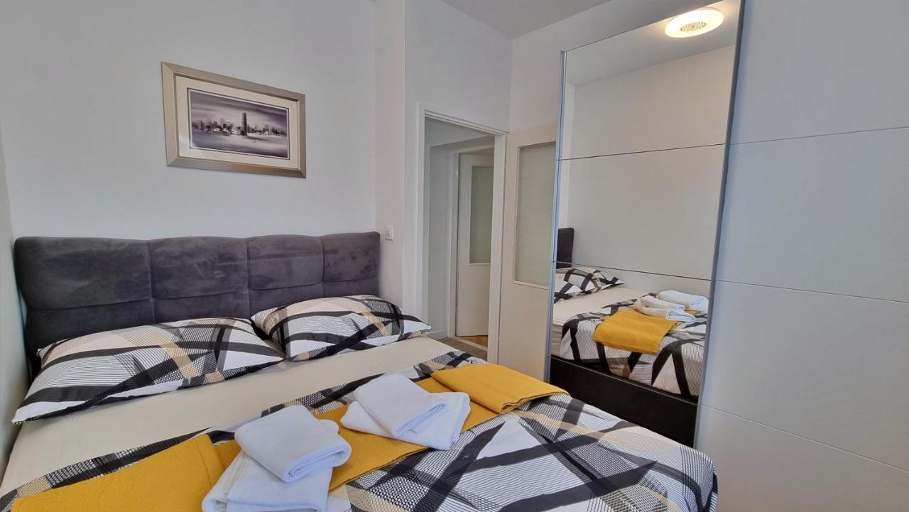 Apartment Hana Omiš Buitenkant foto