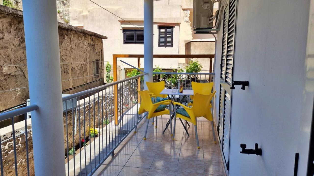 Apartment Hana Omiš Buitenkant foto