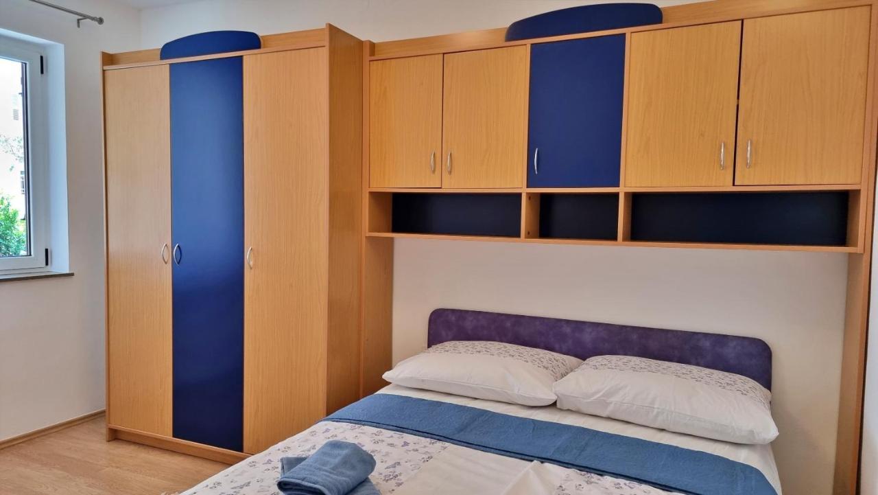 Apartment Hana Omiš Buitenkant foto