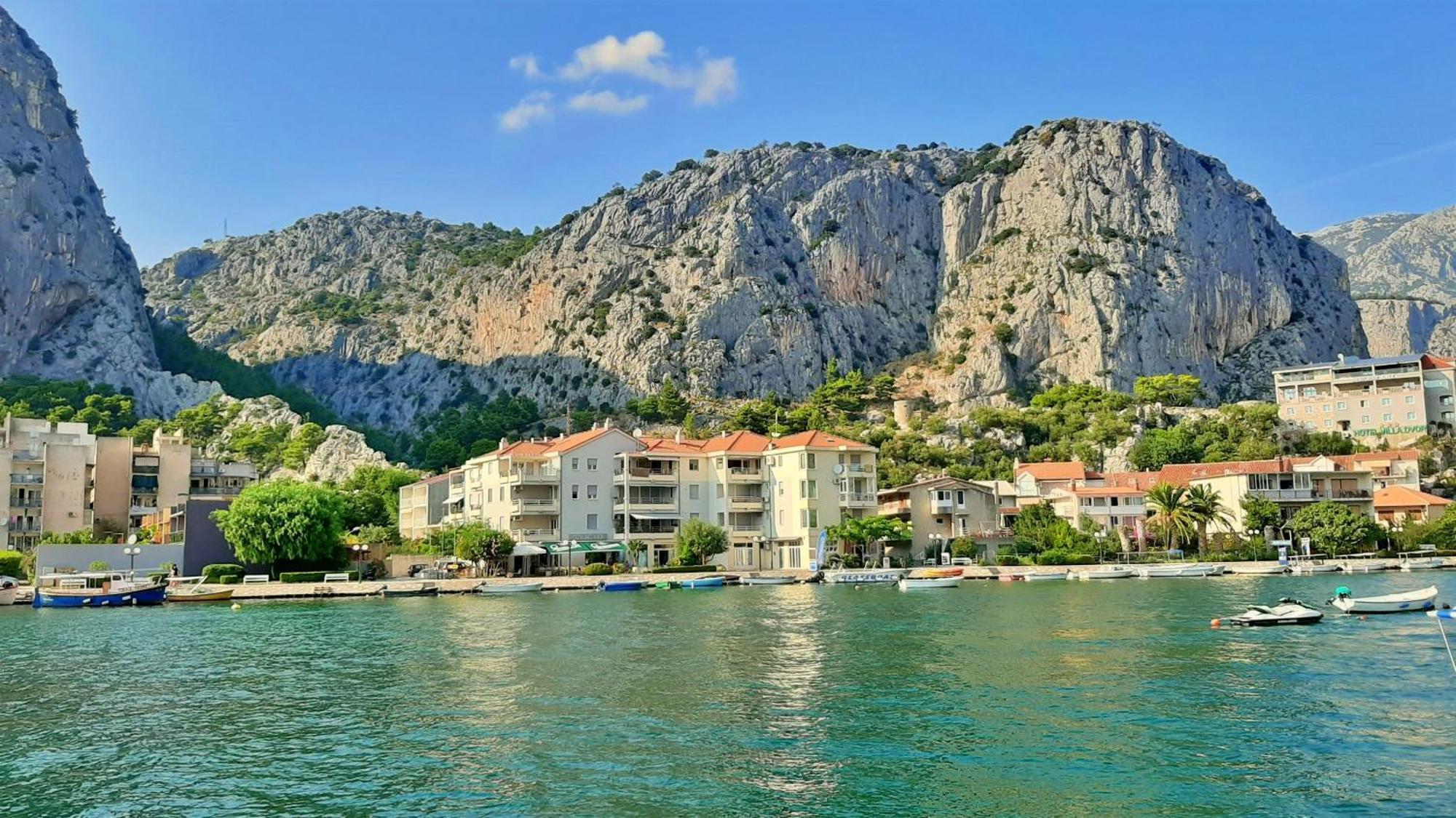 Apartment Hana Omiš Buitenkant foto