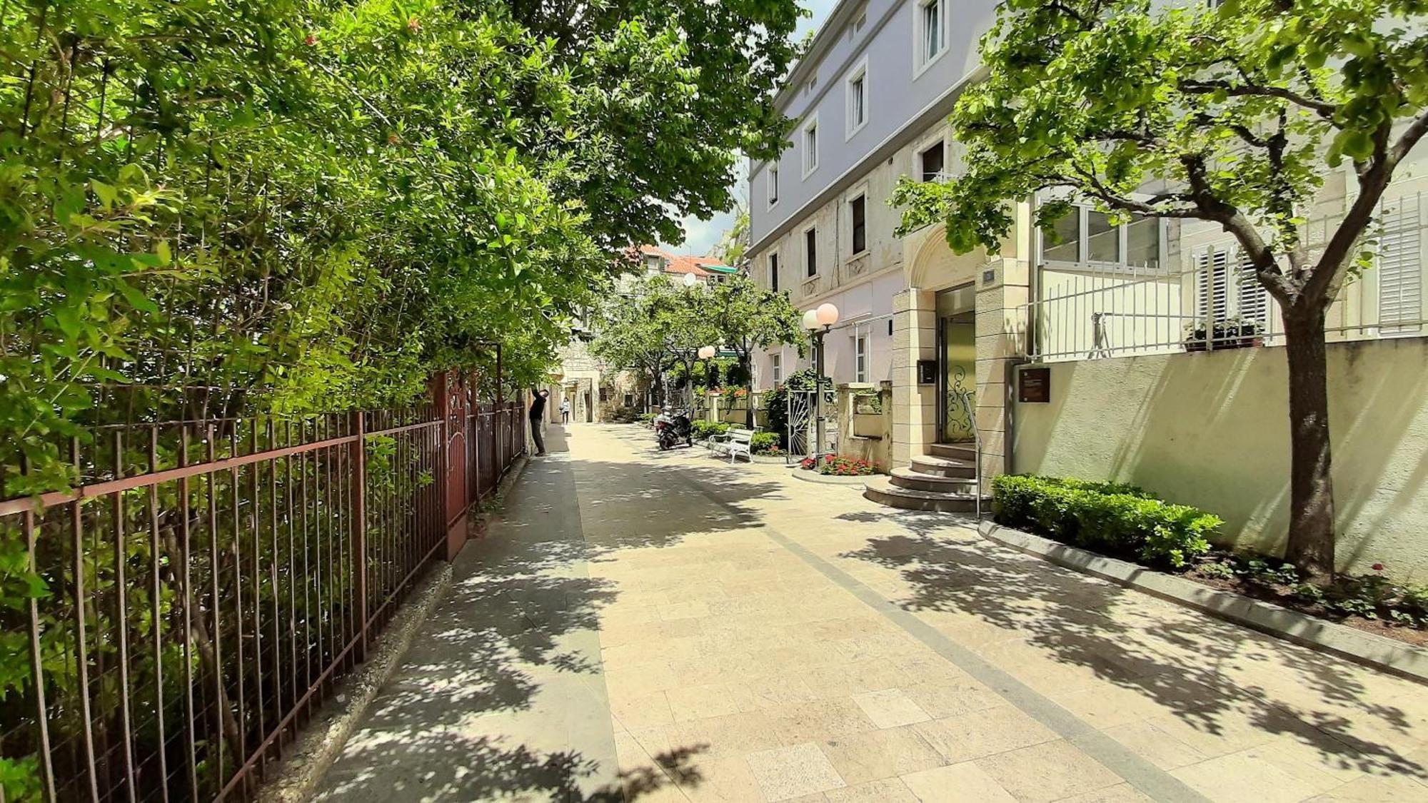 Apartment Hana Omiš Buitenkant foto
